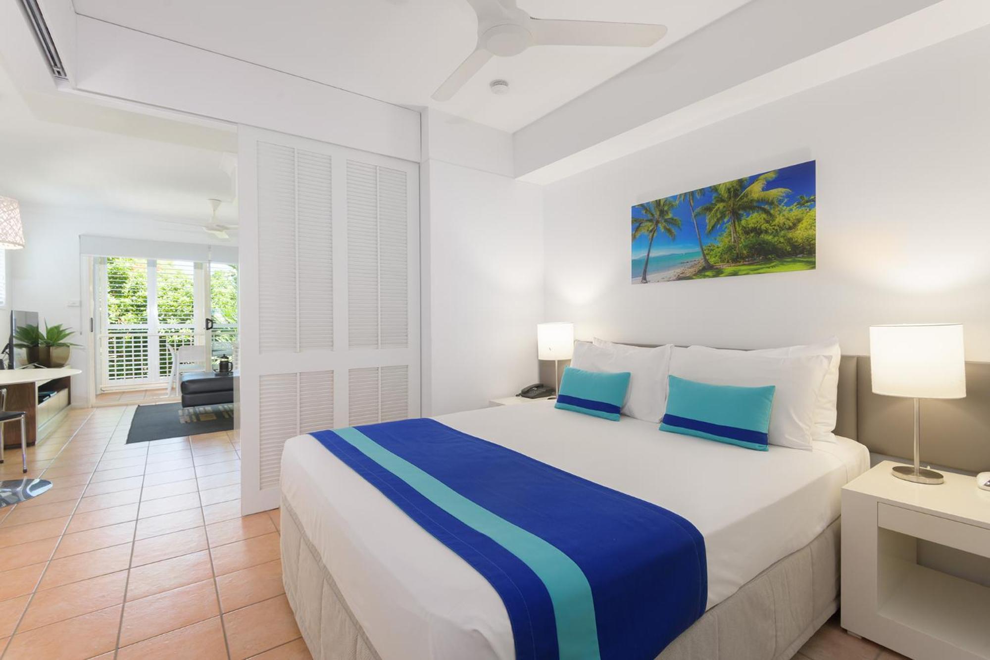 Port Douglas Apartments - Adults Only Oasis Екстериор снимка