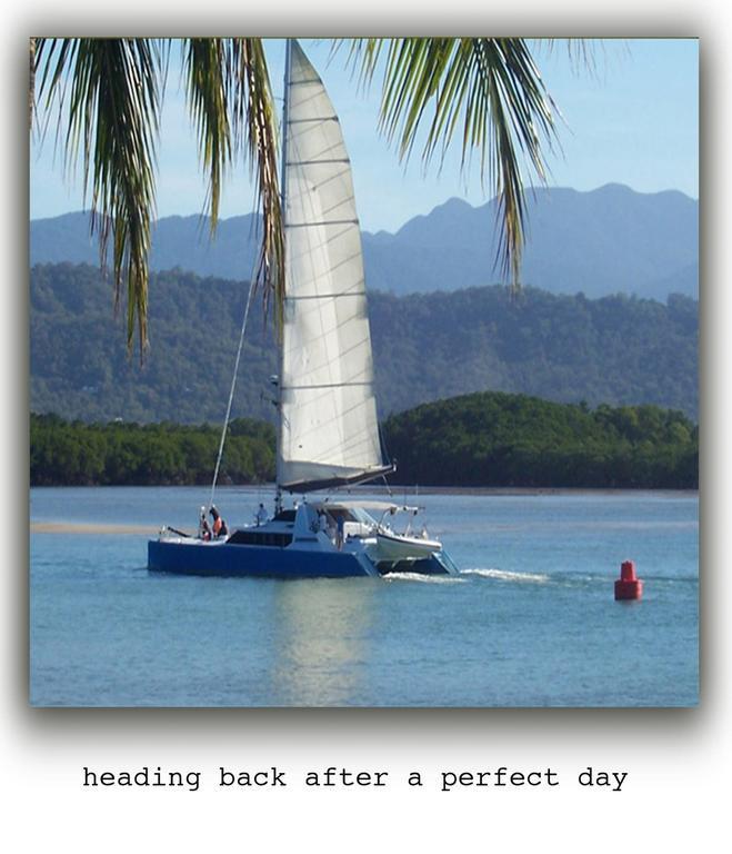Port Douglas Apartments - Adults Only Oasis Екстериор снимка